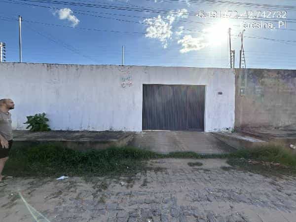 Foto RES TORQUATO NETO II