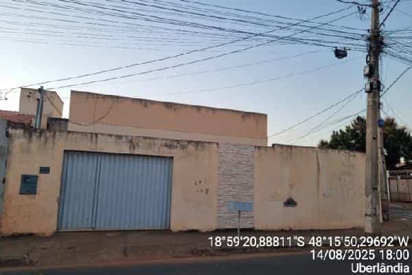 Foto CONDOMINIO ATILIO SPINI
