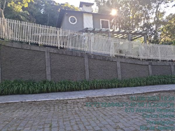 Foto GRANJA COMARI