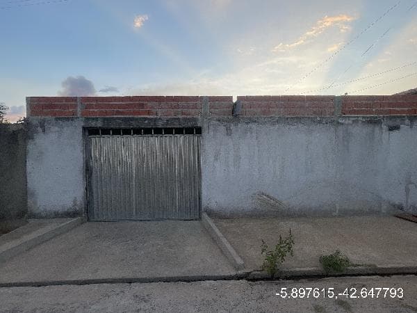 AGUA BRANCA - CENTRO