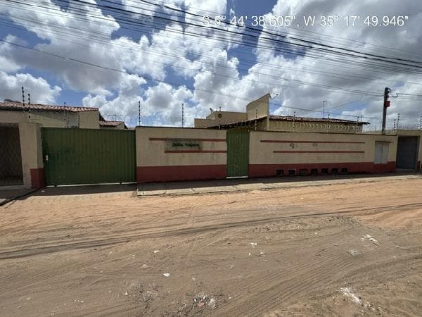 LOT JARDIM