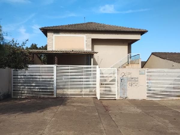 CONDOMÍNIO RESIDENCIAL VILLAGE IV