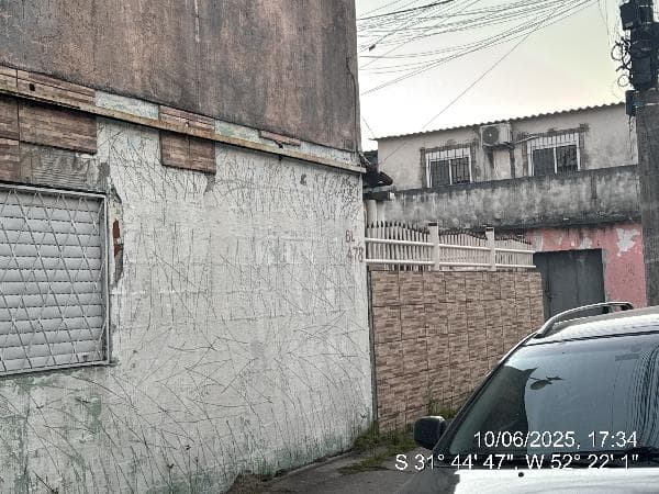 CONJUNTO HABITACIONAL GUABIROBA