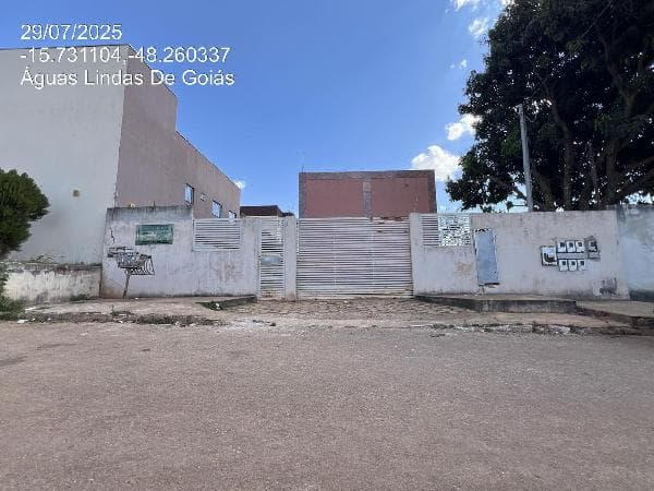COND RES VILLAGE