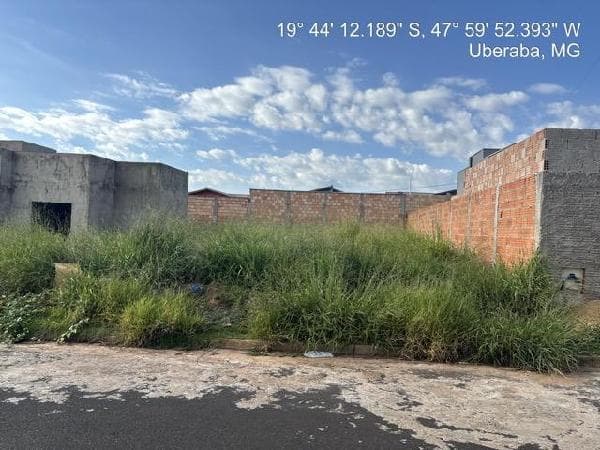 UBERABA - LOTEAMENTO ILHA BELA
