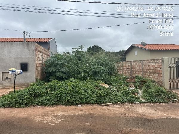 RESIDENCIAL JARDIM DAS ESMERALDAS