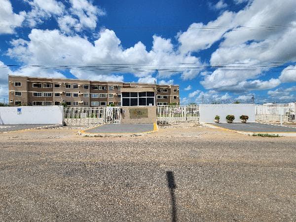 COND RES WEST PARADISE
