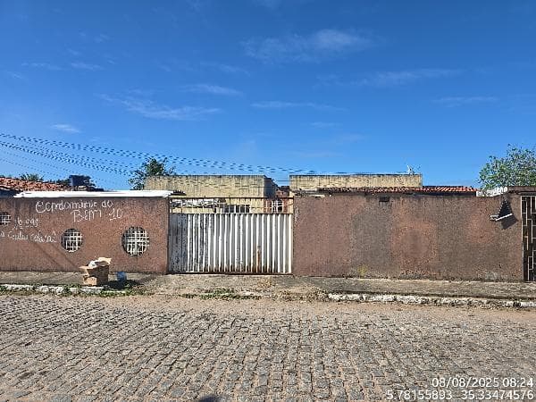 COND RES MULTIFAMILIAR