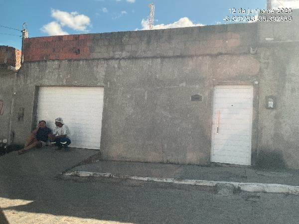 LOT  VIANA & MOURA INHUMAS