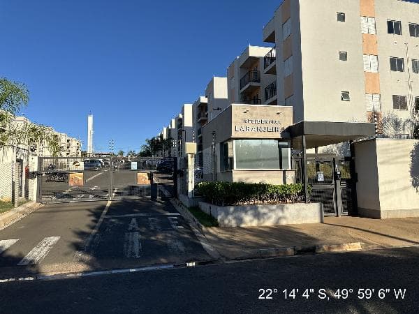 CONDOMÍNIO PRAÇA DAS LARANJEIRAS