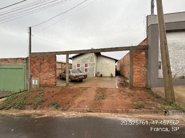 LOT JARDIM ADELINHA