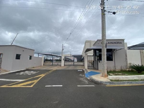 RES BELLA HUNGRIA