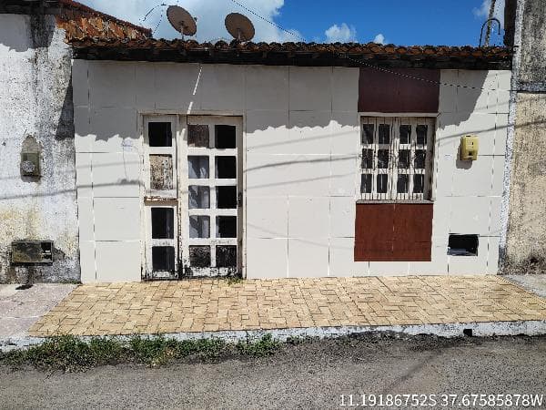 PEDRINHAS - CENTRO