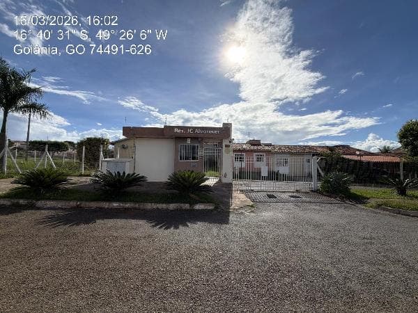 RESIDENCIAL J. C. ALVORECER