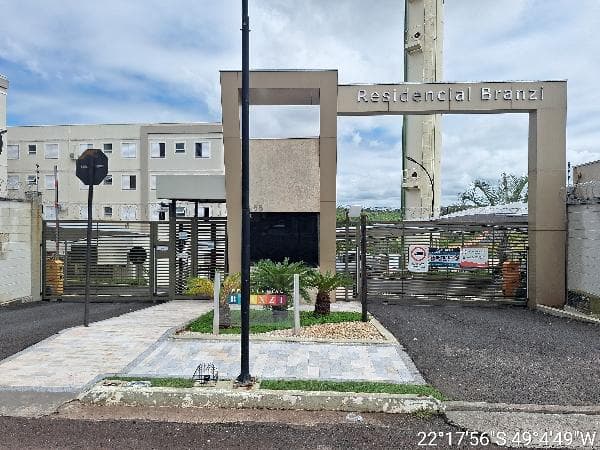 RESIDENCIAL BRANZI