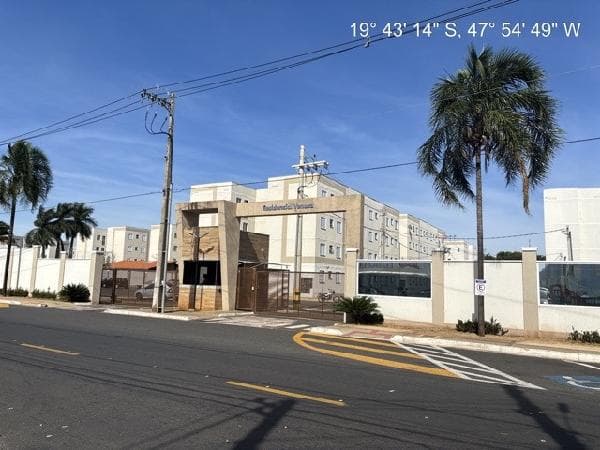 CONDOMÍNIO RESIDENCIAL VENEZA