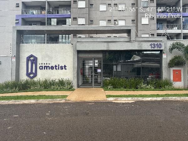 COND URBEN AMETIST